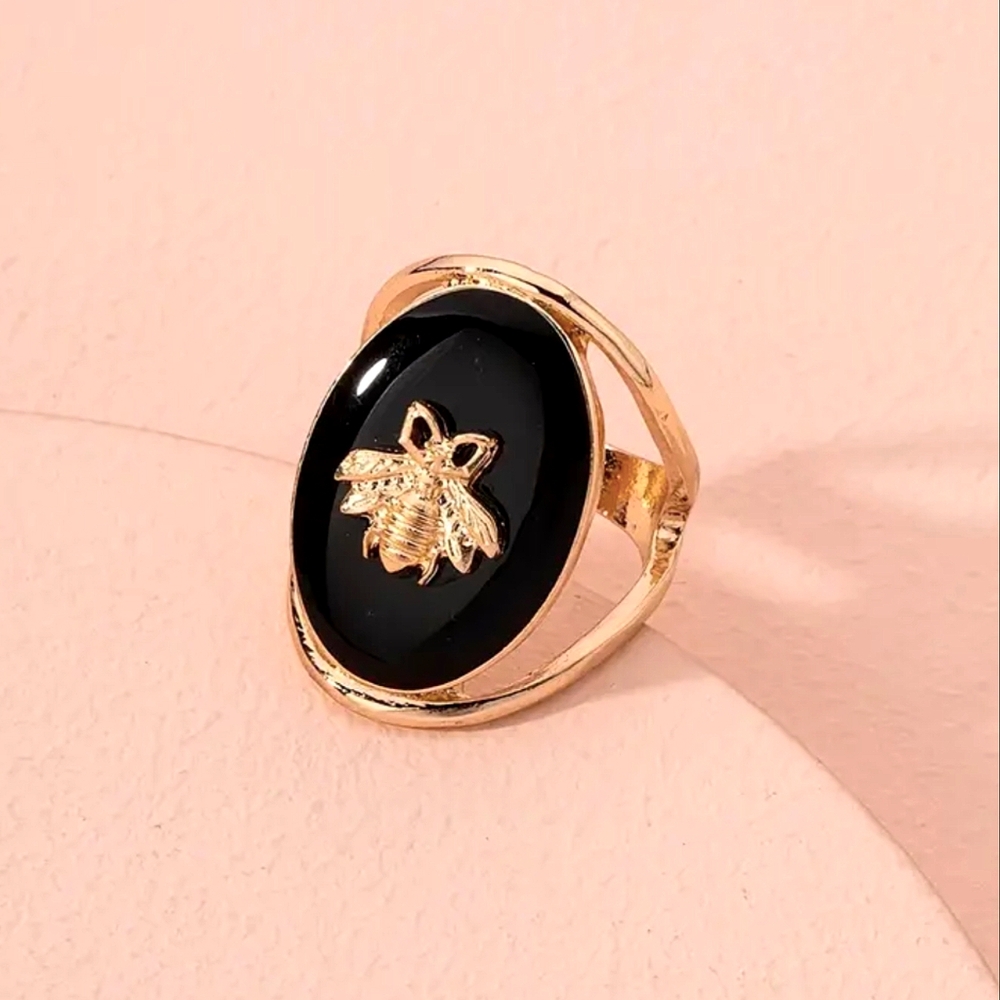 Oval Black & Gold Bee Statement Ring